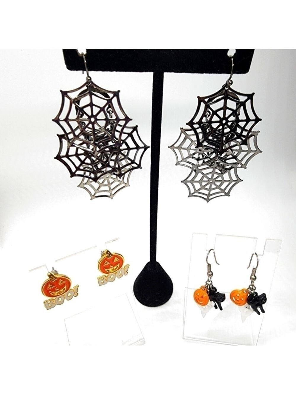 Halloween lot of 3 pierced earrings spiderweb black cat pumpkins ghost